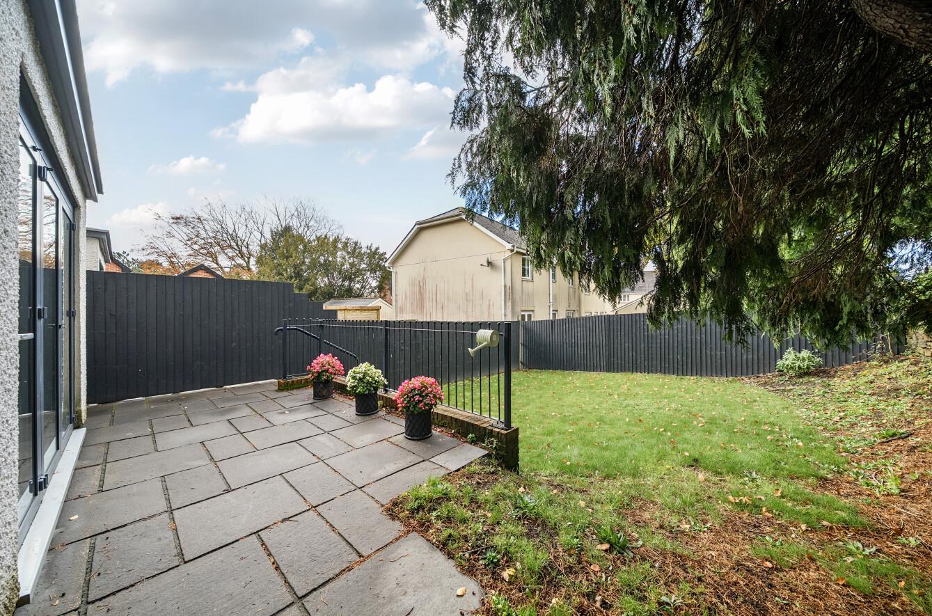 Millwood Gardens, Killay, Swansea, SA2 7BE